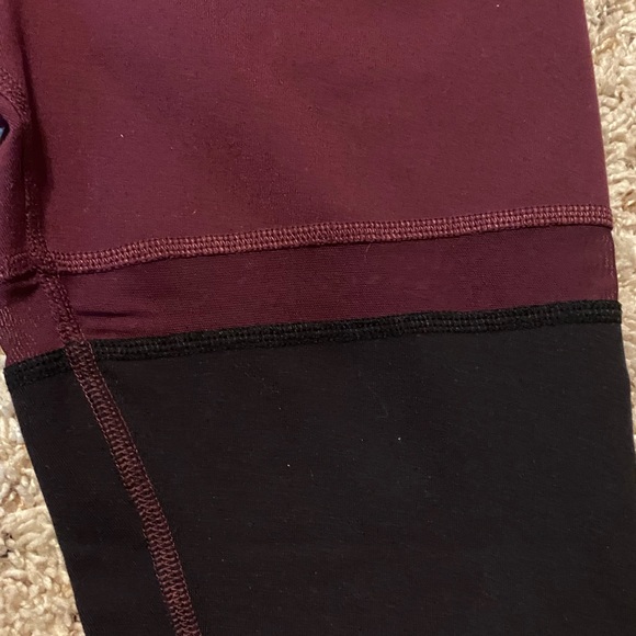 All color block capris - Picture 3 of 6